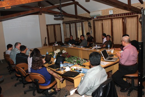 111108_SEAL Meeting (042)