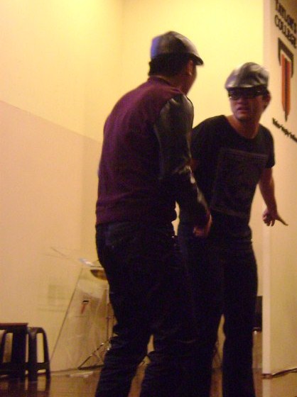 Ming Wey and Theng Loo2